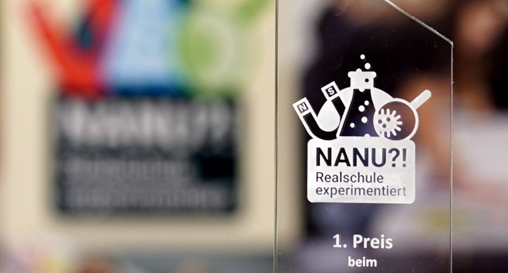 3 Fragen 3 Antworten 3 Fragen 3 Antworten: Diesmal zur 27. Preisverleihung des NANU?!-Wettbewerbs der Realschulen