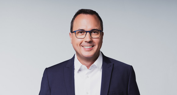 Portraitfoto von Staatssekretär Andreas Deuschle MdL