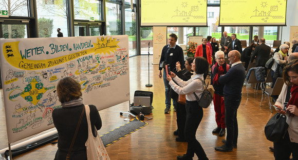 Blick in den Veranstaltungssaal beim Landesweiterbildungspreis 2024