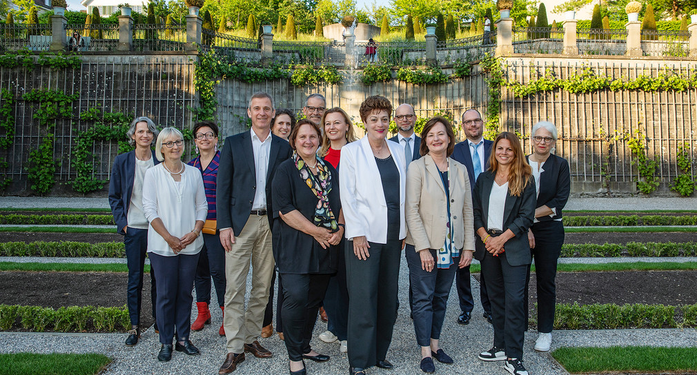 Gruppenfoto mit der Delegation des Kultusministerium