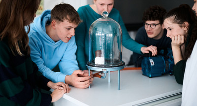 Freie Pl&auml;tze im Sommerferienprogramm des phaenovum Sch&uuml;lerforschungszentrum