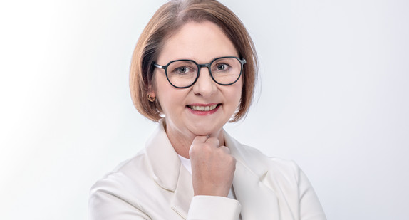 Offizielle Bilder von Staatssekretärin Sandra Boser MdL