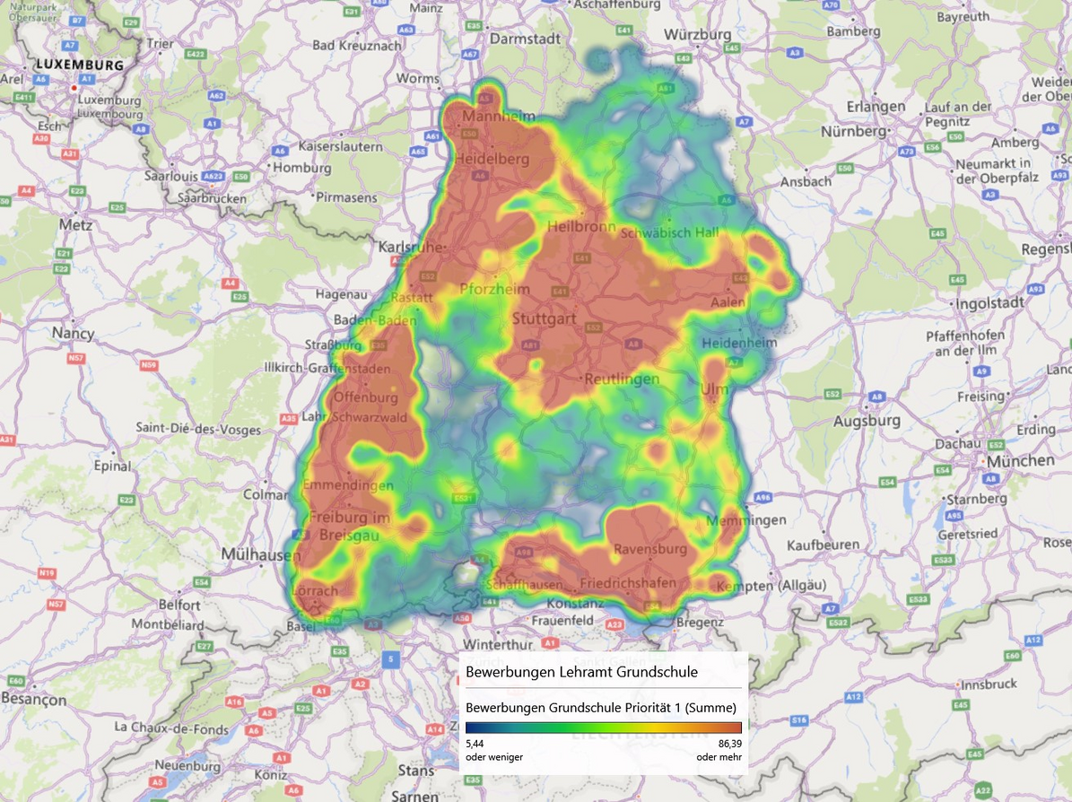 Karte von Baden-Württemberg, auf der die Verteilung der Anzahl an Bewerbungen für das Lehramt Grundschule farblich hervorgehoben ist